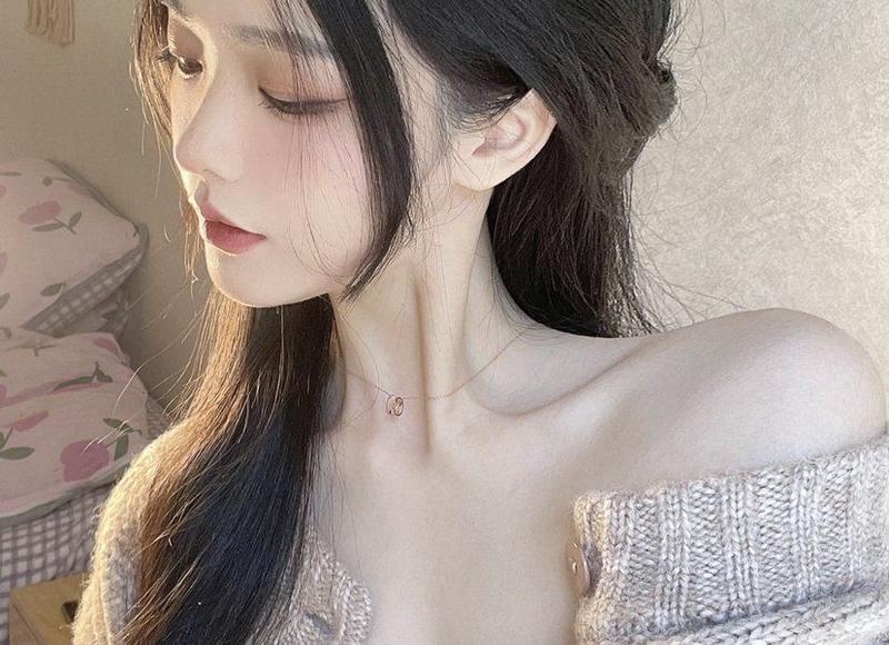 怎样跟女生聊天找话题 刚恋爱的情侣聊天话题
