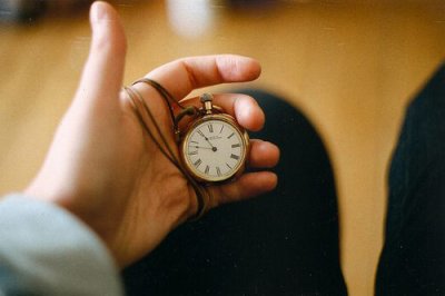​适合男生发朋友圈的搞笑说说(49句)