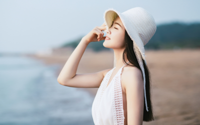 ​幽默嘲讽人的句子 关于讽刺人的句子