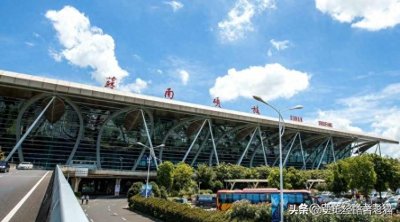 ​我国唯一同时拥有高铁和机场的小镇，交通配置超越很多地级市