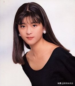 ​中山忍：李连杰穿着热血高校铃兰校服，我就知道他不简单