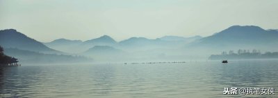 ​一蓑烟雨任平生，也无风雨也无晴。品苏东坡——《定风波》