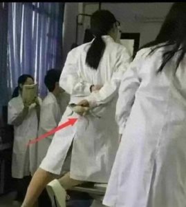 ​终于明白为啥不能娶护士做媳妇，就怕婚后如此蛙，网友：深有体会