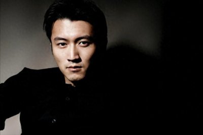 ​锋行无界：谢霆锋，一个跨越乐章与画面的传奇