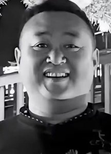 ​《39岁卡车司机的离世，揭开生活不易的真相》