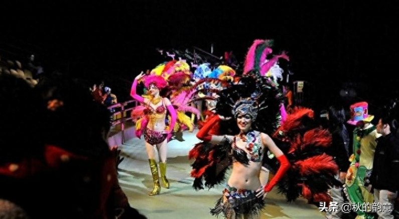 广州市长隆旅游度假区,占地面积 1万亩,门票价格 285-350元