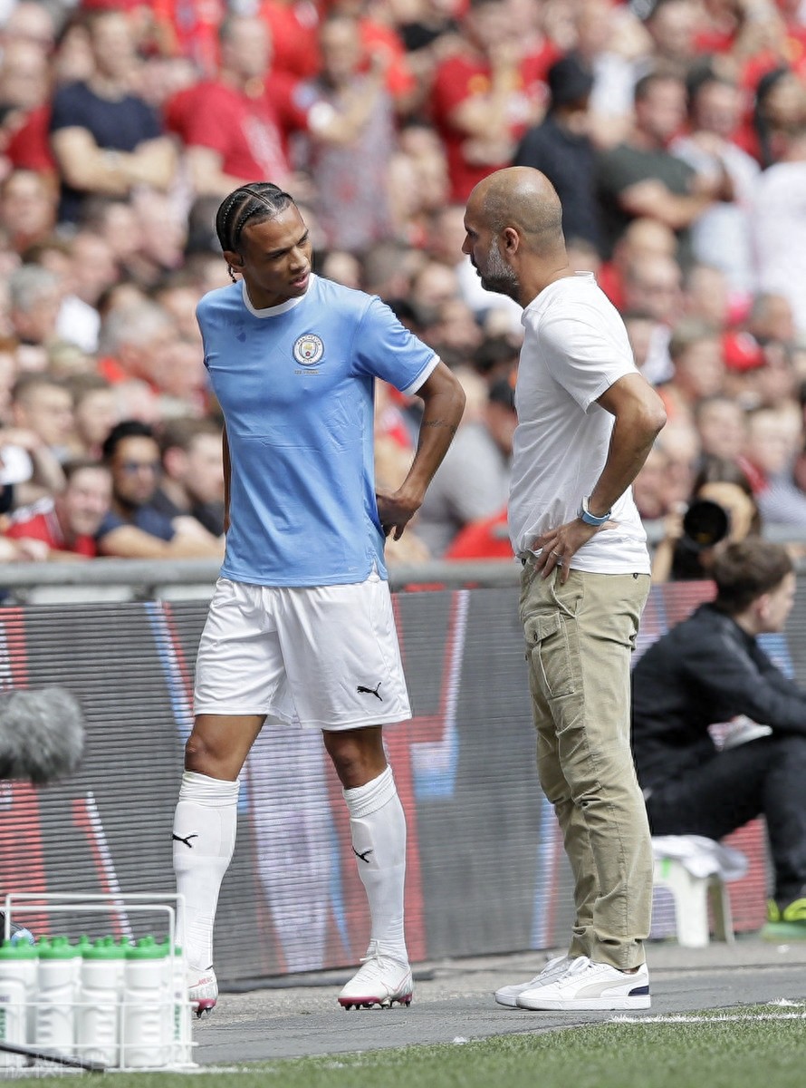 官宣：萨内加盟拜仁，签约至2025年