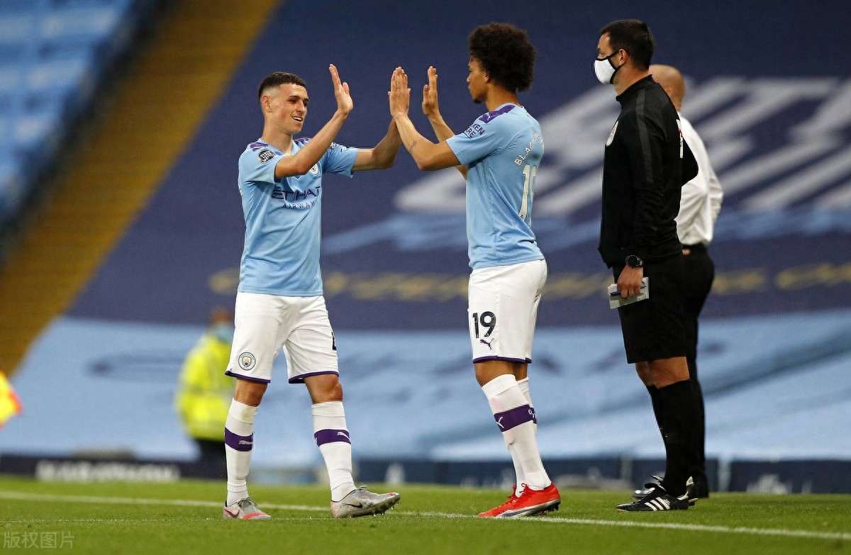 官宣：萨内加盟拜仁，签约至2025年