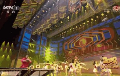 ​朱一龙和他的三次春晚