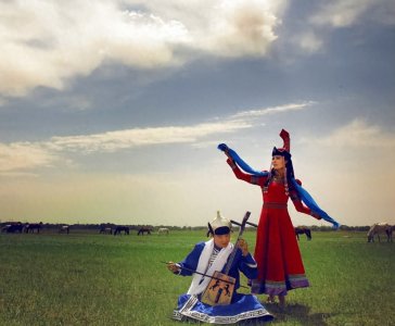 ​中国的蒙古族，会想去蒙古国生活吗？他们的回答让人意外！