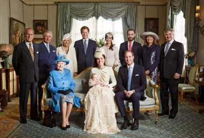 ​哈里王子欲回归英国王室，却惨遭拒绝，有人称是威廉嫉妒哈里