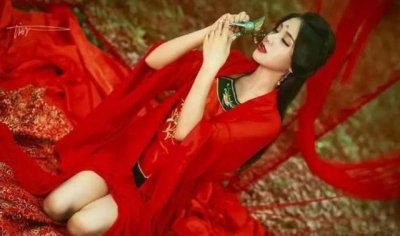 ​古人为了享受，发明了一种“春凳”，究竟有何妙用？看完让人脸红