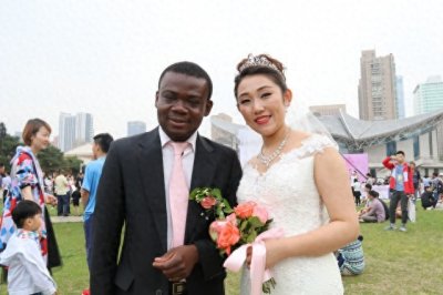 ​非洲男娶了中国媳妇后，希望更多非洲同胞都能娶中国姑娘