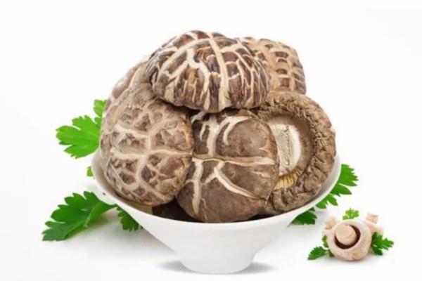 花菇会过期吗 花菇过期了还能不能吃