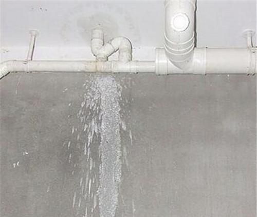 厨房pvc水管冻了怎么办