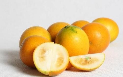 金桔可以跟牛奶一起吃吗