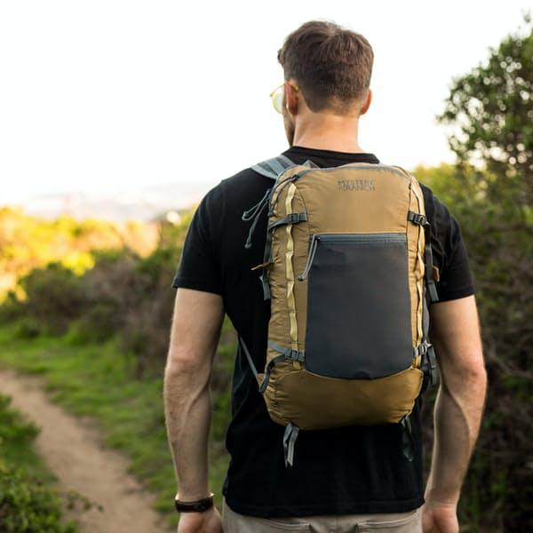 好用的登山包推荐(教你如何挑选适合的背包)(5)