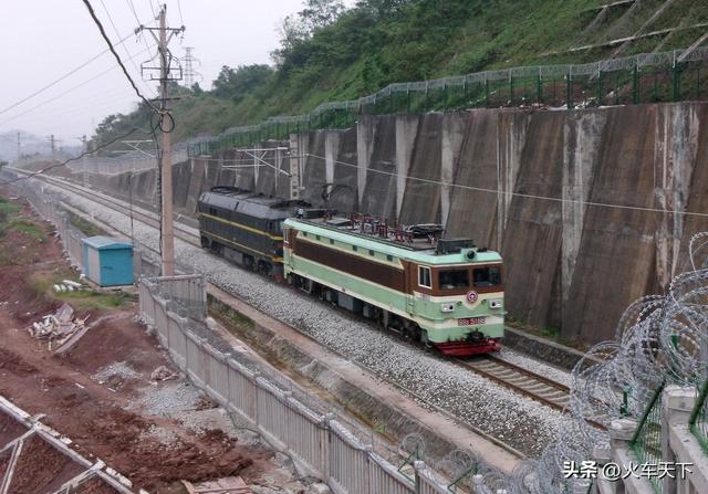 成渝高速铁路提速（成渝高铁四川盆地第一条时速350公里的高速铁路）(3)