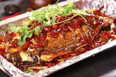​烤鱼什么鱼好吃（烤鱼一般都用什么种类的鱼作食材）