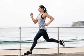 正确跑步姿势和标准跑姿（跑步姿势越完美）(5)