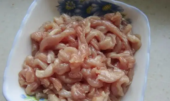 怎么让肉丝炒的嫩,肉丝怎么炒嫩一些图3