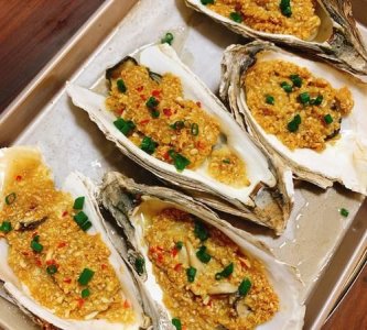 ​烤海蛎子蒜泥做法,烤箱蒜蓉烤生蚝的做法