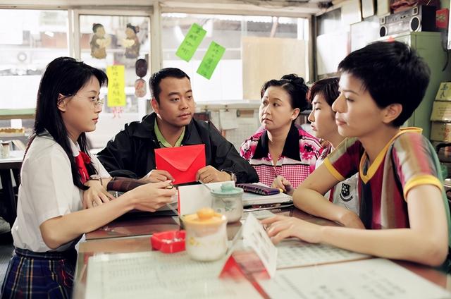 陀枪师姐为什么每一部换人(陀枪师姐5大配角近况)(2)
