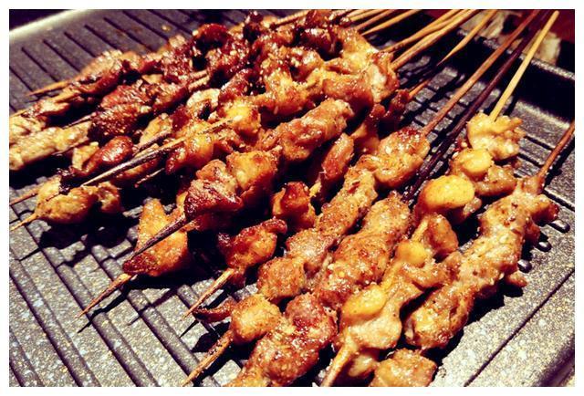 持续火爆的日照美食店铺展览，小吃海鲜料理火锅烧烤一一介绍