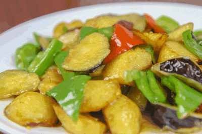 ​地三鲜怎样做简单又好吃 简单家常的做法，下酒下饭味道太赞了