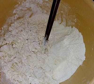 烫面馅饼和面技巧