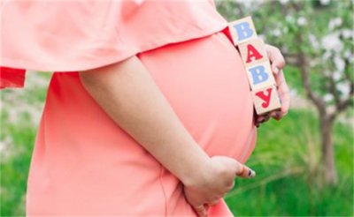 ​准妈妈孕期饮酒会怎样（导致孩子的大脑等）