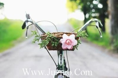 ​关于描写河流的句子