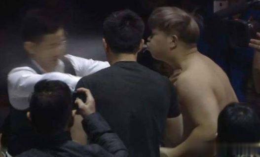 “中华虎”身价远超一龙，曾遭日本人羞辱，擂台KO后被指作秀