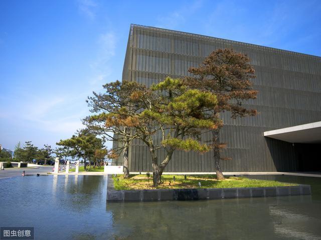 山东青岛唯一的七星级酒店，住一晚要几千元，看起来却破破旧旧