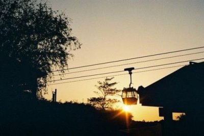 ​生活本来就不容易 生活不易的句子和配图