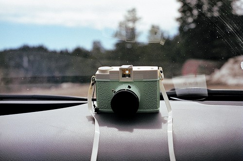 用月亮写比喻句30句