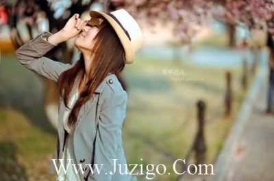 ​人生的高度，一半始于努力，一半源自选择。