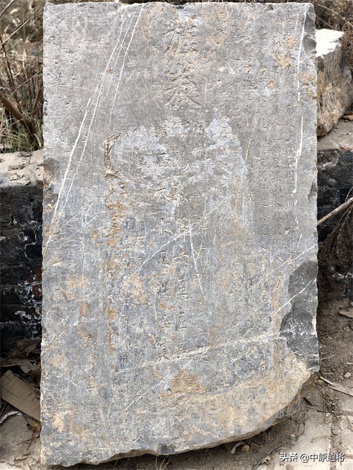 宜阳县三乡镇，建了一座古镇除了房子根本见不到人