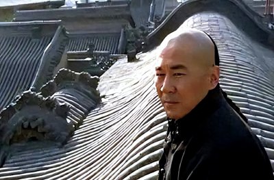 ​乔致庸后人现状，建国后乔家破产，玄孙女家喻户晓，如今无人经商