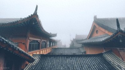 ​2024中国寺庙招聘员工：月薪12000~18000，早九晚五+双休包吃包住