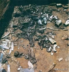 ​三星堆曾出土女性遗骸，身份不明，年代检测屡次失败