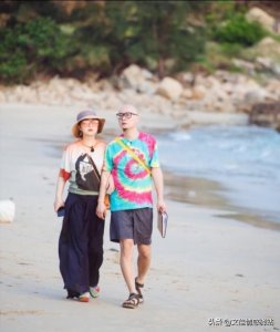 ​傅首尔微博长文表白老刘：谢谢好的伴侣，治愈原生家庭