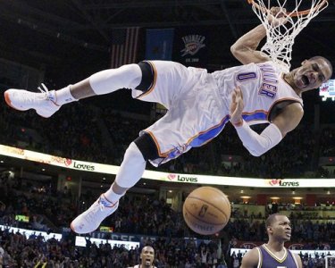 ​球星传记之威斯布鲁克：热爱时尚 险成毒枭之子