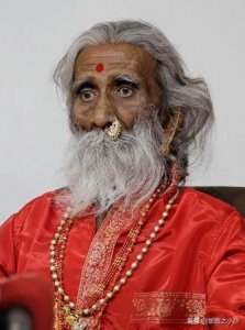 ​他不吃不喝只吸空气82年！印度瑜伽神人90岁高龄逝世