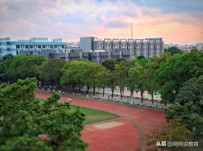 ​太原四十八中：堪称低进高出的典范，成绩亮眼，建议收藏