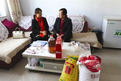 ​孝顺好儿媳 敬业好干部