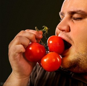 ​深圳42岁男子爽吃西红柿，现在怎么样了？效果惊奇