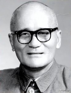 ​谭余保，他曾经把陈毅绑起来并吊了四天三夜……