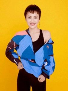 ​傅淼：24年零绯闻低调铸就演艺路，演70部戏也没火，如今被她带红