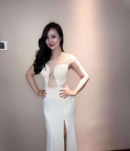 ​从身材到精神，干露露散发出不凡的魅力